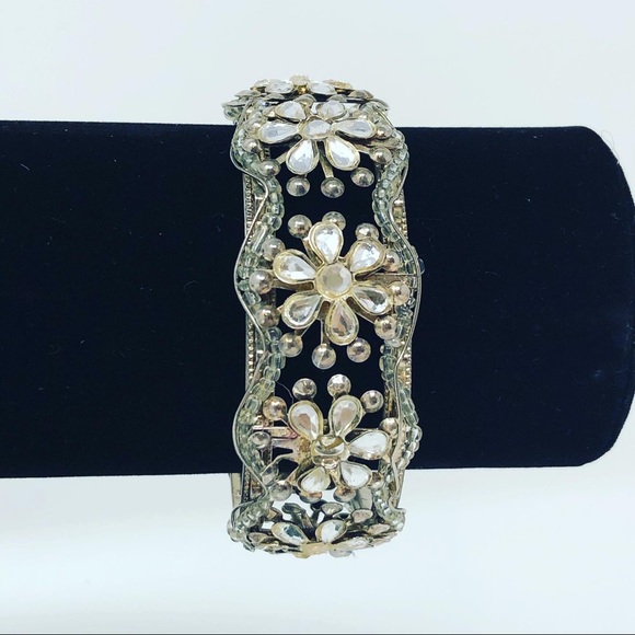 Eastern Jewellery - Picture 14 of 16